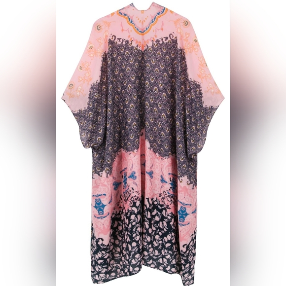 Floral kimono - one size fits most 🌸 - Picture 2 of 15